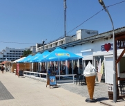 Затока центральный пляж набережная кафе 30 июня фото
